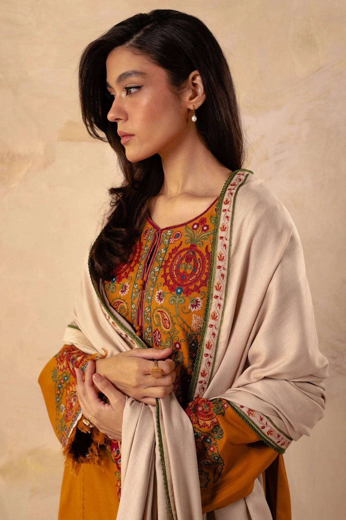 ZW23-5A: Elegant Embroidered Dhanak 3PC Suit | Winter Wear