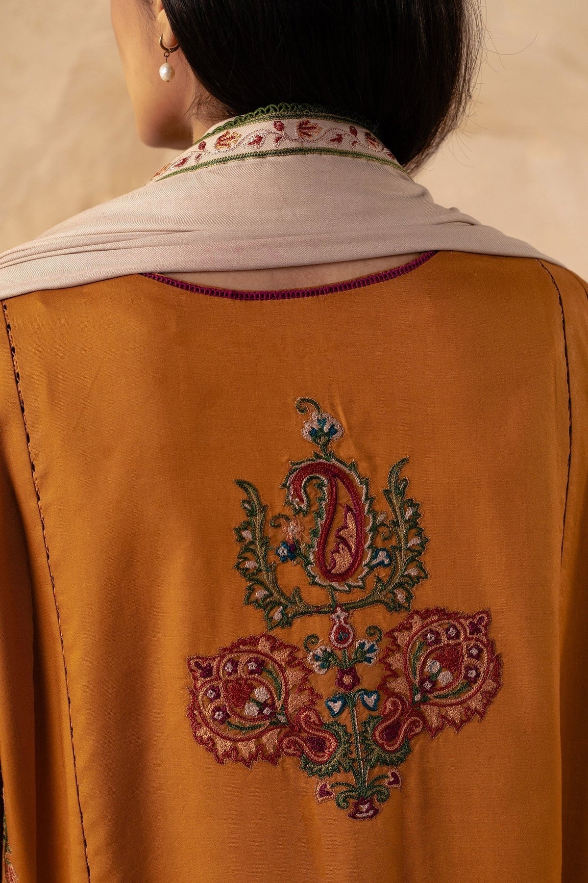 ZW23-5A: Elegant Embroidered Dhanak 3PC Suit | Winter Wear