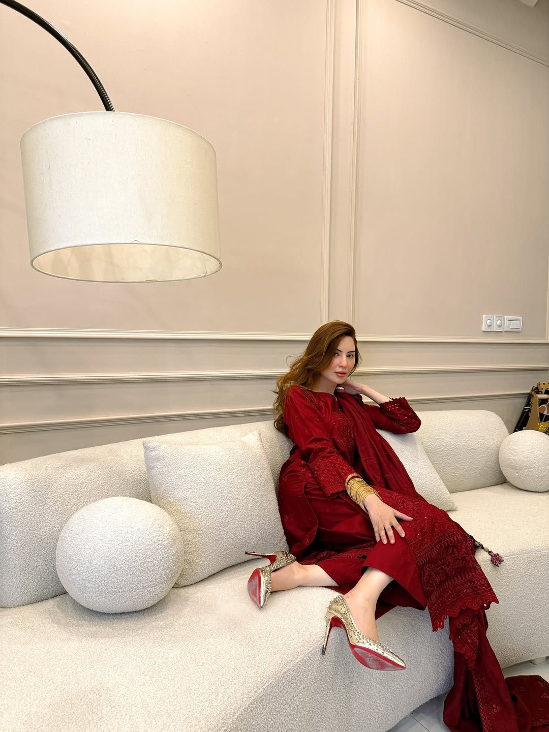 Gulnaar Zarkash: Luxury Zari Work 3PC Suit for Formal Events